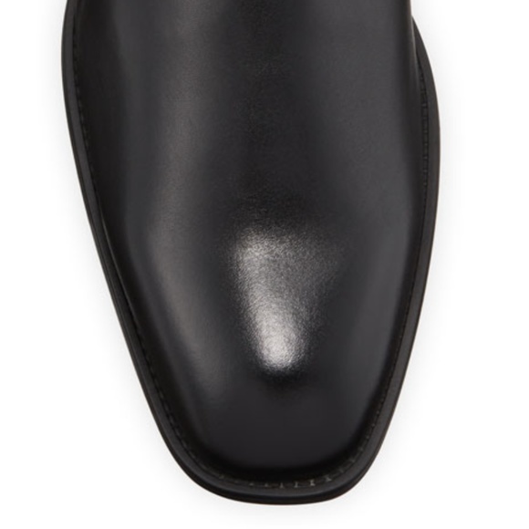 Never Used Men\'s Leather Chelsea Boots